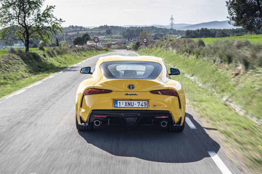  Toyota GR Supra 2.0 (A90) 2020 года  (WW) (фото 31 из 40)